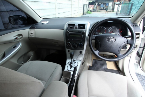 Toyota altis 1.6E CNG โรงงาน