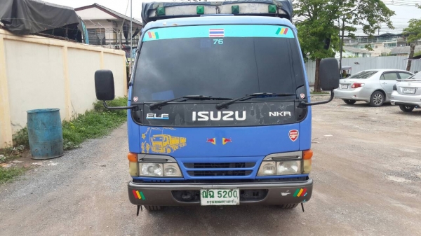 ขายรถบรรทุก 4ล้อ อีซูซุ NKR (รถห้าง) ขายรถบรรทุก 4ล้อ อีซูซุ NKR (รถห้าง)