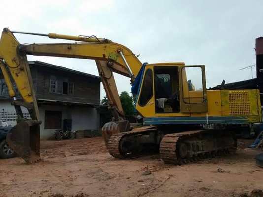 ขายรถขุด แบคโค200 ตอนนี้รถใช้งานอยู่ ทำงานเร็ว ช่วงล่างดี เอวแน่น สภาพพร้อมใช้งาน ราคา290,000 สนใจโทร 090-8588220คุณนะ 093-3258446คุณบิว หรือเข้าดูสินค้าอื่นๆได้ที่ www.narong2truck.com หรือ www.truck.in.th/498 หรือเพจFacebook ณรงค์ ซื้อขายรถมือสอง (เว็บไ