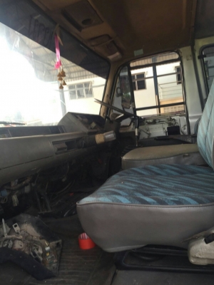 หัวลาก 2เพา นิสัน UD CWM430M-230ปี38 สภาพดีสวยเดิมๆพร้อมใช้ ทะเบียนพร้อมโอน หัวลาก 2เพา นิสัน UD CWM430M-230ปี38 สภาพดีสวยเดิมๆพร้อมใช้ ทะเบียนพร้อมโอน