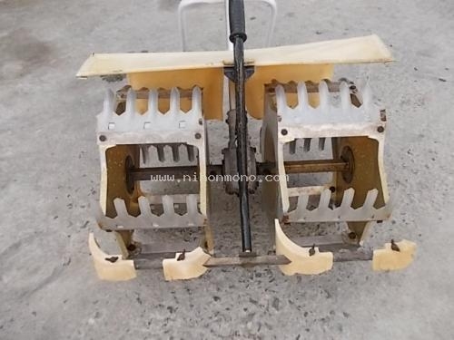 ขาย เครื่องกำจัดวัชพืชในร่องข้าว ROBIN MA3 รหัสสินค้า : 80803124 www.nihonmono.com ขาย เครื่องกำจัดวัชพืชในร่องข้าว ROBIN MA3 รหัสสินค้า : 80803124 www.nihonmono.com