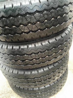 ขายยางบริสโตนถอดป้ายแดง ขอบ 15 4 เส้น ราคา 8,000 บาท