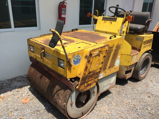 ขายด่วน!!รถบด SAKAI รุ่น TW350  หน้าเหล็ก  หลังยาง สภาพดีมาก!!