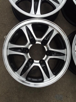 ขายล้อแม็ก ขอบ 15 4 วง ราคา 5,000 บาท