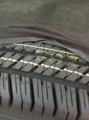 ยางอะไหล่ ถอดป้ายแดง 17" แถมกระเป๋ายาง ราคา 700 บาท ยางอะไหล่ ถอดป้ายแดง 17" แถมกระเป๋ายาง ราคา 700 บาท