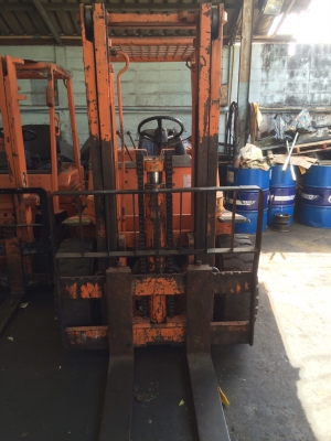 ขายด่วน!!โฟลค์ลิฟท์ TOYOTA 3FD35