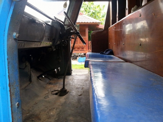 ขายรถเทรลเลอร์ ขึ้นรถเกี่ยว เครื่อง168แรง EH700 ช่วงล่างใหญ่ เครื่องดี แคชซีสวย มีบันไดขึ้นรถเกี่ยว เอกสารถูกต้อง เล่มทะเบียนพร้อมโอน ราคา290,000 สนใจโทร 090-8588220คุณนะ 093-3258446คุณบิว หรือเข้าดูสินค้าอื่นๆได้ที่ www.narong2truck.com หรือ www.truck.in