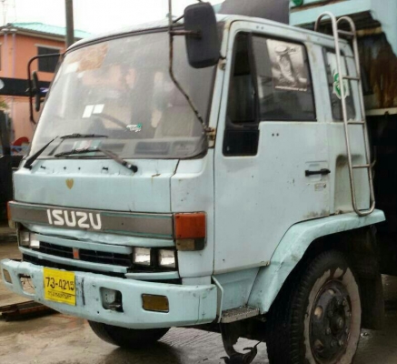 สิบล้อ อีซูชุ ร็อค195พื้นเรียบ ยาว6.30ม สภาพดีพร้อมใช้งาน ทะเบียนพร้อมโอน