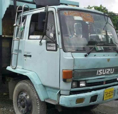 สิบล้อ อีซูชุ ร็อค195พื้นเรียบ ยาว6.30ม สภาพดีพร้อมใช้งาน ทะเบียนพร้อมโอน