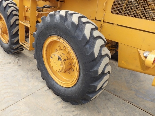 ขายรถตัก KOMATSU JH30B ขายรถตัก KOMATSU JH30B