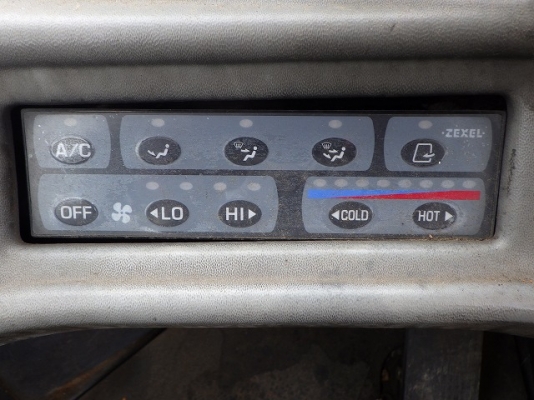 ขายรถตัก TCM L32