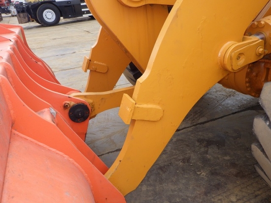 ขายรถตัก TCM L32