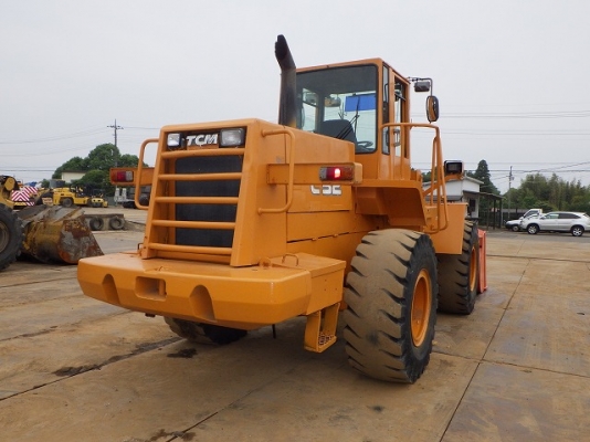 ขายรถตัก TCM L32