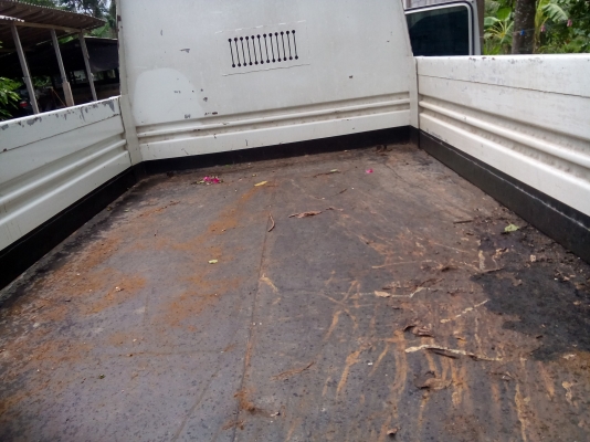 ขาย6ล้อดั้ม130แรงม้า  รถสวยมากๆเดิมๆทั้งคัน  รถไม่เคยทุกดิน  ใช้บรรทุกแทงน้ำยาง  พร้อมใช้งาน  เล่มติดมือ...