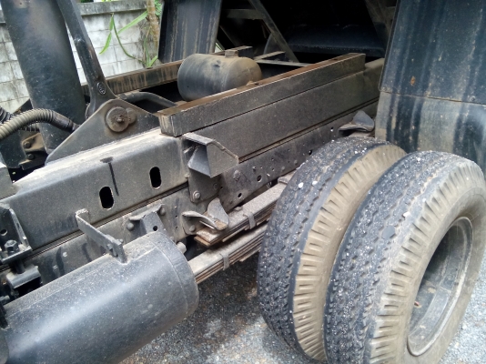 ขาย6ล้อดั้ม130แรงม้า  รถสวยมากๆเดิมๆทั้งคัน  รถไม่เคยทุกดิน  ใช้บรรทุกแทงน้ำยาง  พร้อมใช้งาน  เล่มติดมือ...