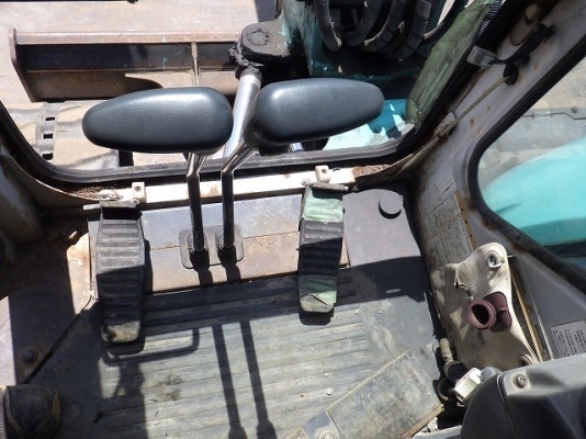 Kobelco SK45SR ปี 1999 มีห้องเก๋ง + ไลน์หัวเจาะกระแทก ราคาไม่แพง นำเข้าจากญี่ปุ่นครับ