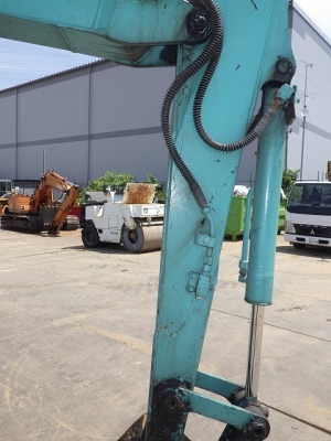 Kobelco SK45SR ปี 1999 มีห้องเก๋ง + ไลน์หัวเจาะกระแทก ราคาไม่แพง นำเข้าจากญี่ปุ่นครับ