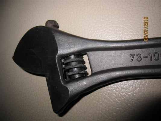 ประแจเลื่อน DOWIDAT ขนาด  10นิ้ว Made in Germany สภาพใหม่เก่าเก็บ