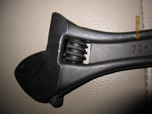 ประแจเลื่อน DOWIDAT ขนาด  10นิ้ว Made in Germany สภาพใหม่เก่าเก็บ