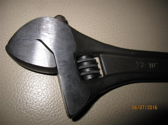 ประแจเลื่อน DOWIDAT ขนาด  10นิ้ว Made in Germany สภาพใหม่เก่าเก็บ