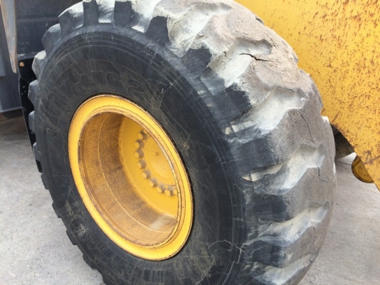 Komatsu WA350-3 ปี 2000 นำเข้าจากญี่ปุ่น ไม่เคยใช้งานในไทย ขายราคาไม่แพงครับ