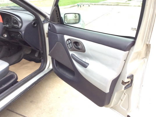 ขายรถฟอร์ด มอนดิโอ ปี98 เครื่องโตโยต้า 3Sหัวฉีด เกียร์ออโต้ ติดแก๊สLPG เพาเวอร์ ไฟฟ้า airbag2ใบ เบรคABS ภายในเดิมสวยๆเบาะหนังสวยสะอาด แอร์วิทยุCD ต้วถังเดิมตะเข็บเดิมทั้งคันไม่มีชน สีเงาสวยบางเดิม แม็กBBS รถขับดีเลยครับ พร้อมใช้ได้เลย ขายถูกครับ