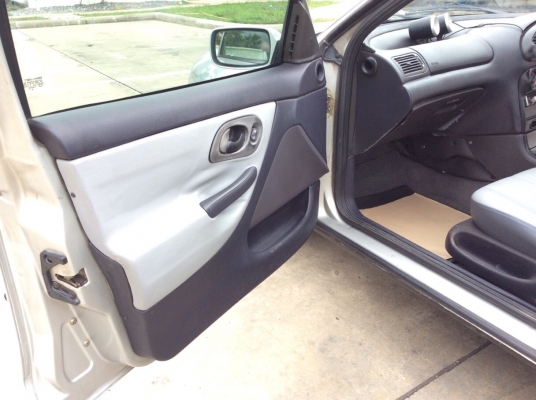 ขายรถฟอร์ด มอนดิโอ ปี98 เครื่องโตโยต้า 3Sหัวฉีด เกียร์ออโต้ ติดแก๊สLPG เพาเวอร์ ไฟฟ้า airbag2ใบ เบรคABS ภายในเดิมสวยๆเบาะหนังสวยสะอาด แอร์วิทยุCD ต้วถังเดิมตะเข็บเดิมทั้งคันไม่มีชน สีเงาสวยบางเดิม แม็กBBS รถขับดีเลยครับ พร้อมใช้ได้เลย ขายถูกครับ