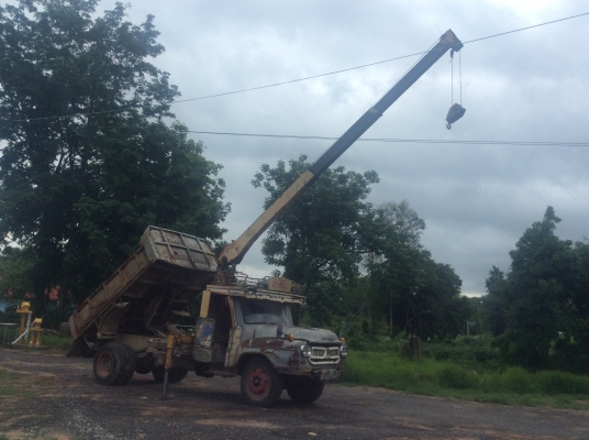 หัวยาวพร้อมใช้งานสภาพสวยยังใช้งานดีมากๆครัชซีนางฟ้าดั้มพร้อมเครนเอกสารพร้อมโอนราคา200000