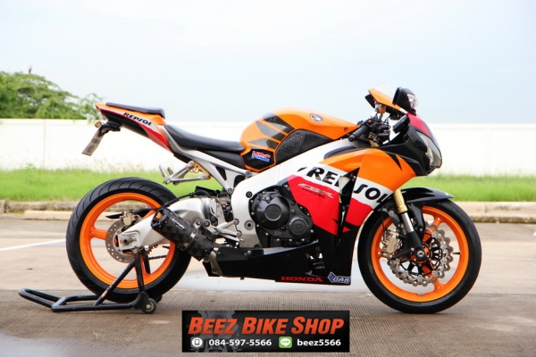 <<ดาวน์ 49,000>>ขาย HONDA CBR1000RR ปี 2009 สเปกอเมกา สภาพสวย ท่อแต่ง ทะเบียนแท้พร้อมโอ