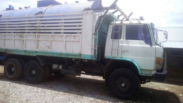 ขายHINO ek100ดั๊มมีระบบลากพ่วง สภาพสวยพร้อมใช้ ราคาต่อรองได้ ติดต่อได้ที่คุณ อ๊อฟ พิจิตร 086-737-9991 ขายHINO ek100ดั๊มมีระบบลากพ่วง สภาพสวยพร้อมใช้ ราคาต่อรองได้ ติดต่อได้ที่คุณ อ๊อฟ พิจิตร 086-737-9991