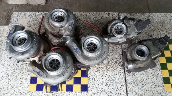 ขาย เทอร์โบ holset hx40 เก่าญี่ปุ่น ลูกละ 15,000