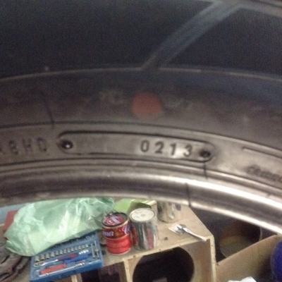 ยางดันลอบ 225-60-18 ยางปี13 4เส้น