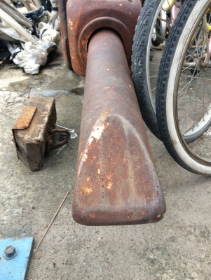 หัวกระแทกใส่รถขนาด PC300 หรือ CAT 330 ยี่ห้อ NPK รุ่น H-20X นำเข้าจากญี่ปุ่น ของเพิ่งถึง สภาพสวยครับ