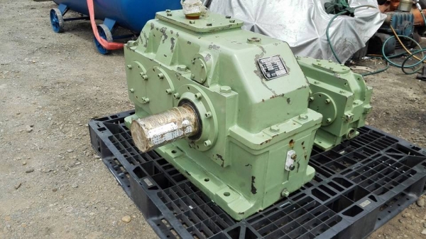 หัวเกียร์ทด FORMOSA Made in TAIWAN อัตราทด 1 : 6 ใช้กับมอเตอร์ 75 HP ของใหม่ 100\% ไม่เคยใช้งาน!!