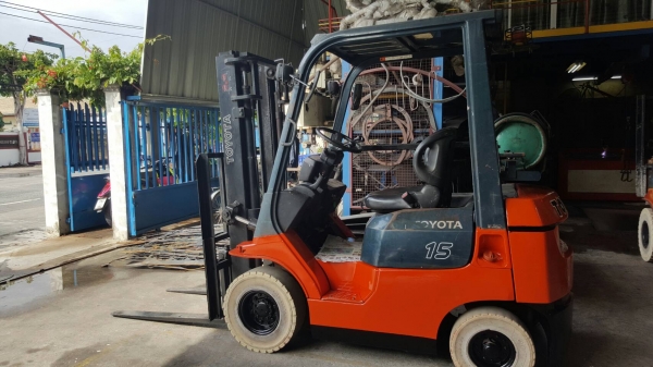 โฟล์คลิฟ 1.5 ตัน