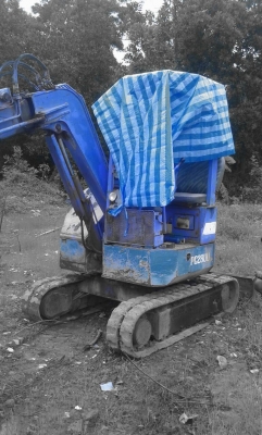 โคมัสสุ PC 28 UU