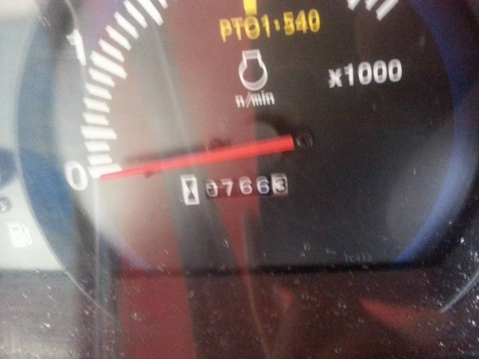 คูโบต้า L4708 4 WD พร้อมใบมีดตราช้าง  ปี 2556