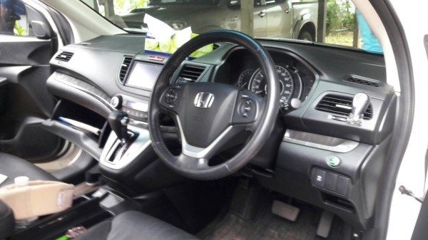 ขาย HONDA CR-V ปี 2013/2557 ตัวทอป 4WD เกียร์ออโต้ วิ่งน้อย รถสวยเดิมทุกอย่างครับ