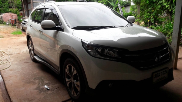 ขาย HONDA CR-V ปี 2013/2557 ตัวทอป 4WD เกียร์ออโต้ วิ่งน้อย รถสวยเดิมทุกอย่างครับ