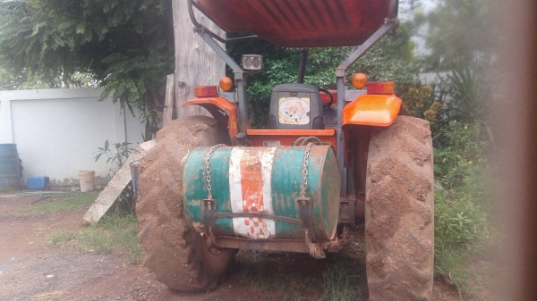 ขาย รถไถ KUBOTA M7040 ปี 51 เอกสารเล่มทะเบียน อุปกร์มีใบดันหน้า และผาน 5 ขาย รถไถ KUBOTA M7040 ปี 51 เอกสารเล่มทะเบียน อุปกร์มีใบดันหน้า และผาน 5