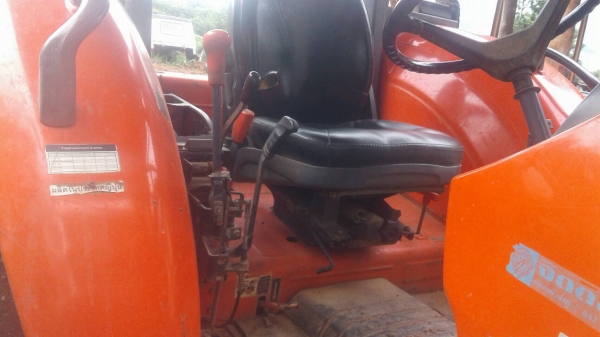 ขาย รถไถ KUBOTA M7040 ปี 51 เอกสารเล่มทะเบียน อุปกร์มีใบดันหน้า และผาน 5 ขาย รถไถ KUBOTA M7040 ปี 51 เอกสารเล่มทะเบียน อุปกร์มีใบดันหน้า และผาน 5