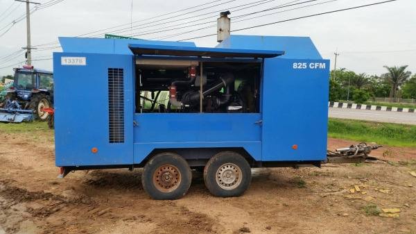 ขาย เครื่องปั๊มลม เครื่องลม ขนาดใหญ่ compair T270TS ขนาด 825 CFM เก่านอก เหมาะกับงานเจาะบาดาลที่ลึกได้ดี