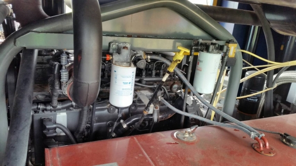 ขาย เครื่องปั๊มลม เครื่องลม ขนาดใหญ่ compair T270TS ขนาด 825 CFM เก่านอก เหมาะกับงานเจาะบาดาลที่ลึกได้ดี