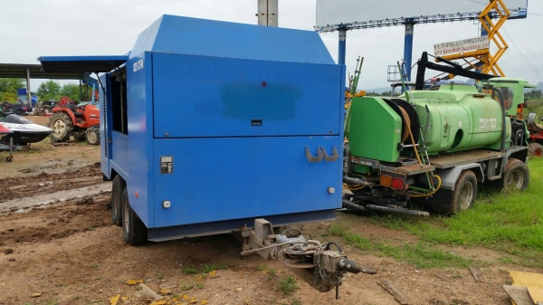 ขาย เครื่องปั๊มลม เครื่องลม ขนาดใหญ่ compair T270TS ขนาด 825 CFM เก่านอก เหมาะกับงานเจาะบาดาลที่ลึกได้ดี