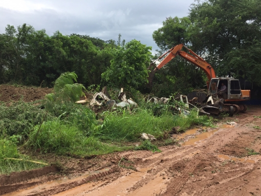 ขายแบคโฮ hitachi 120-1