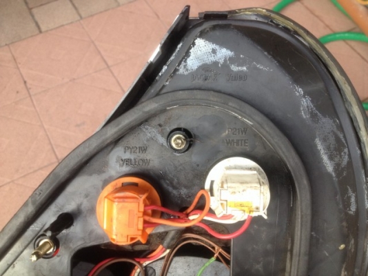 ไฟท้าย JAGUAR XJ6 เป็น LED เก่าญี่ปุ่นเเท้สภาพสวยคู่ละ