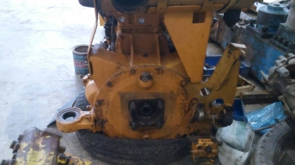 ขายเครื่องรถแมคโค S-4-D-105-5 และ ปั้มสามตอน  13 ฟัน ของเก่านอกสภาพสวยขายไม่แพงครับ