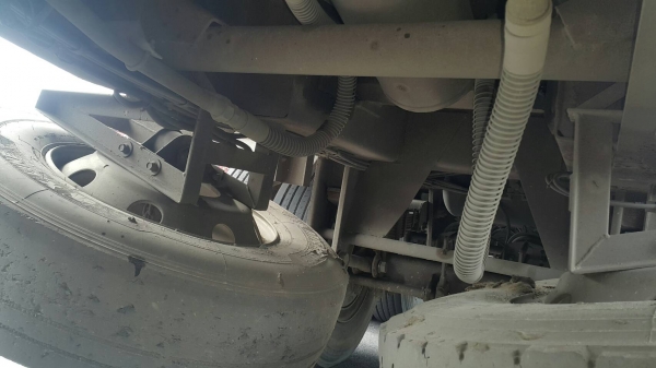 Hino 344 พ่วงหางสามเพลา ดั้ม 22 ล้อ รถบ้านมือเดียวออกห้างคะ Hino 344 พ่วงหางสามเพลา ดั้ม 22 ล้อ รถบ้านมือเดียวออกห้างคะ