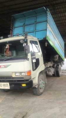 หกล้อ ฮีโน่ FC120ปี40ซุปเปอร์เสีย ดั้มกะบะเรส หัวเก๋งสวยบางสีเดิมๆพายในครบ แอร์เย็นๆ สภาพพร้อมใช้รถวิ่งงานประจำ เล่มทะเบียนพร้อมโอน ขายราคาเบาะ 325,000บ เหมาะสำหรับนักปั้น ครับ