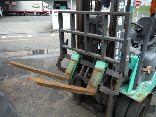 แหล่งรวมรถโฟล์คลิฟท์งาเทฮิ้งค์ฟอร์คภาคตะวันออกสำหรับตักยางก้อนยางพาราและยางถ้วยสนใจเข้าดูสินค้าเราได้ที่http://www.forklifthingfork.com แหล่งรวมรถโฟล์คลิฟท์งาเทฮิ้งค์ฟอร์คภาคตะวันออกสำหรับตักยางก้อนยางพาราและยางถ้วยสนใจเข้าดูสินค้าเราได้ที่http://www.forklifthingfork.com